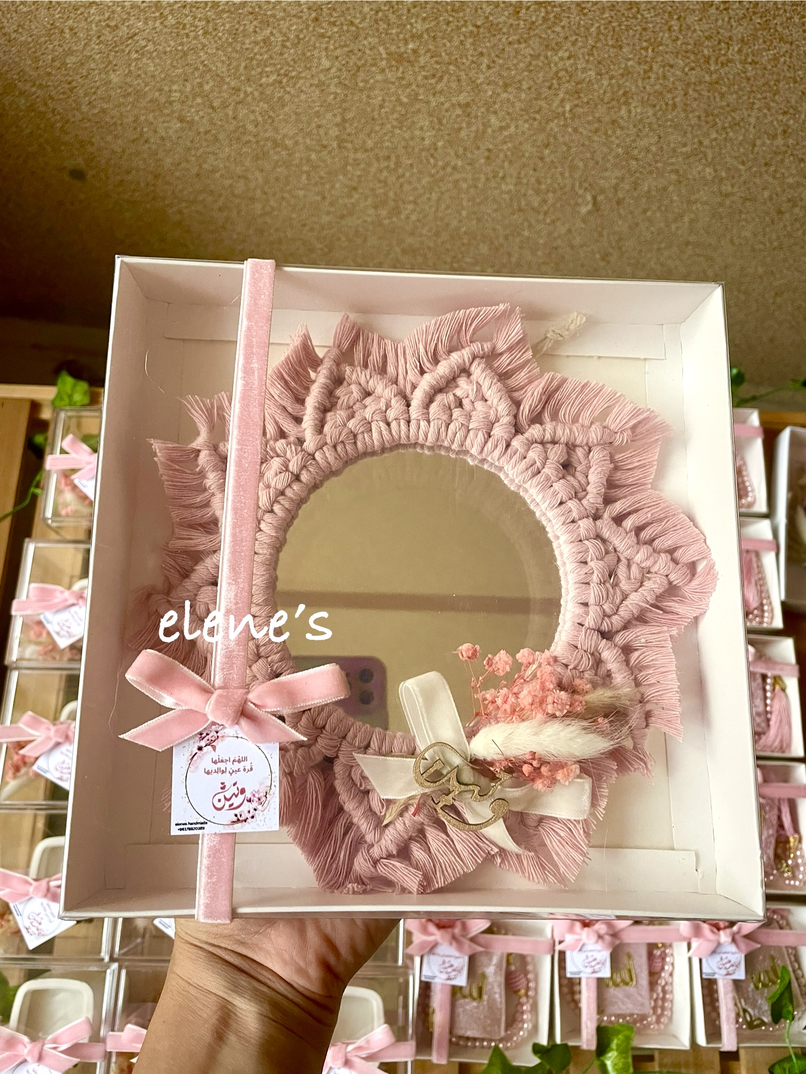 Mirror souvenir
