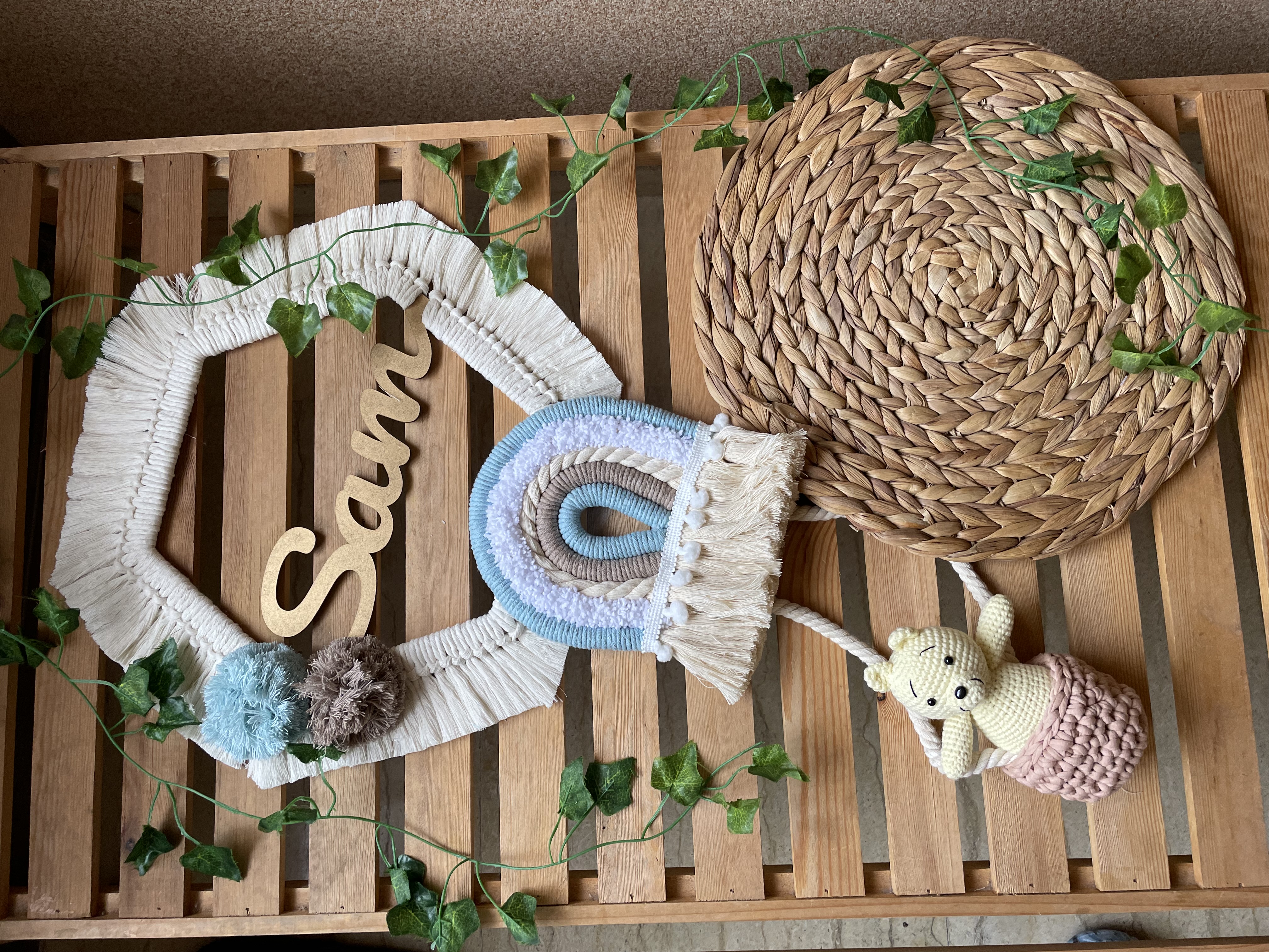 Hexagon hanger